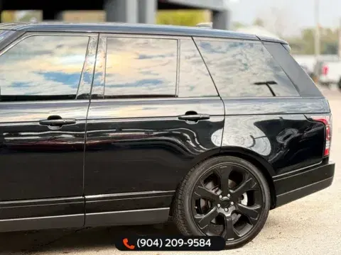 Land Rover Range Rover 5.0L V8 Supercharged - Thumbnail 4