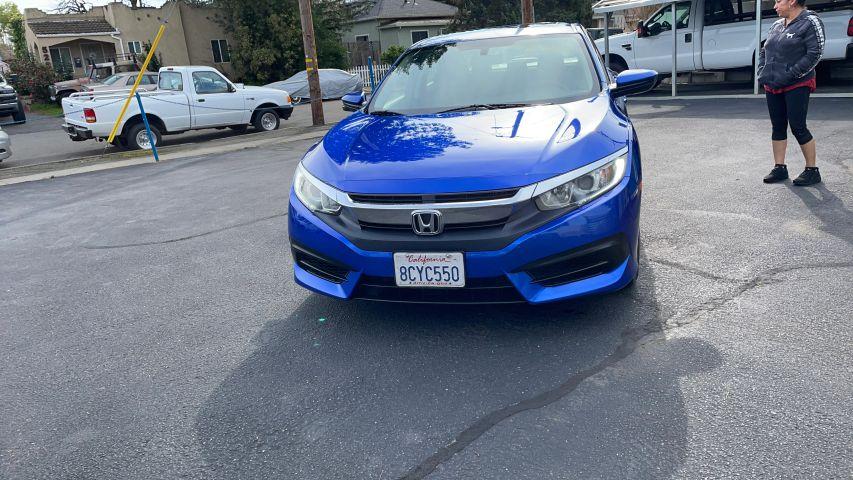 Honda Civic - Thumbnail 2