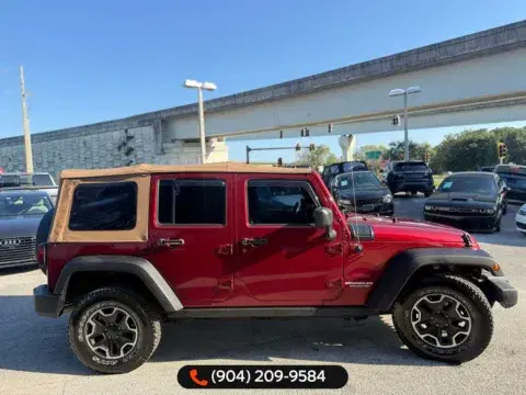 Jeep Wrangler Unlimited Rubicon - Thumbnail 6