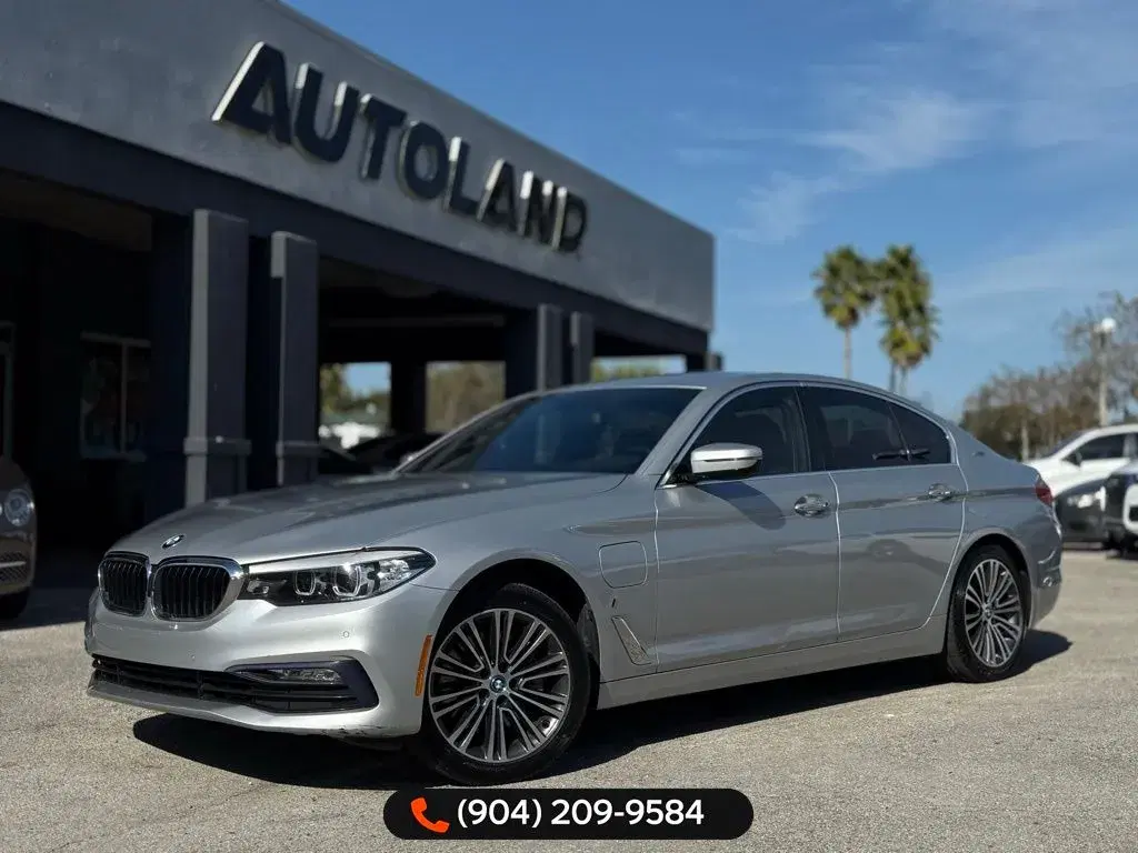 BMW 5 Series 530E Iperformance - View 1