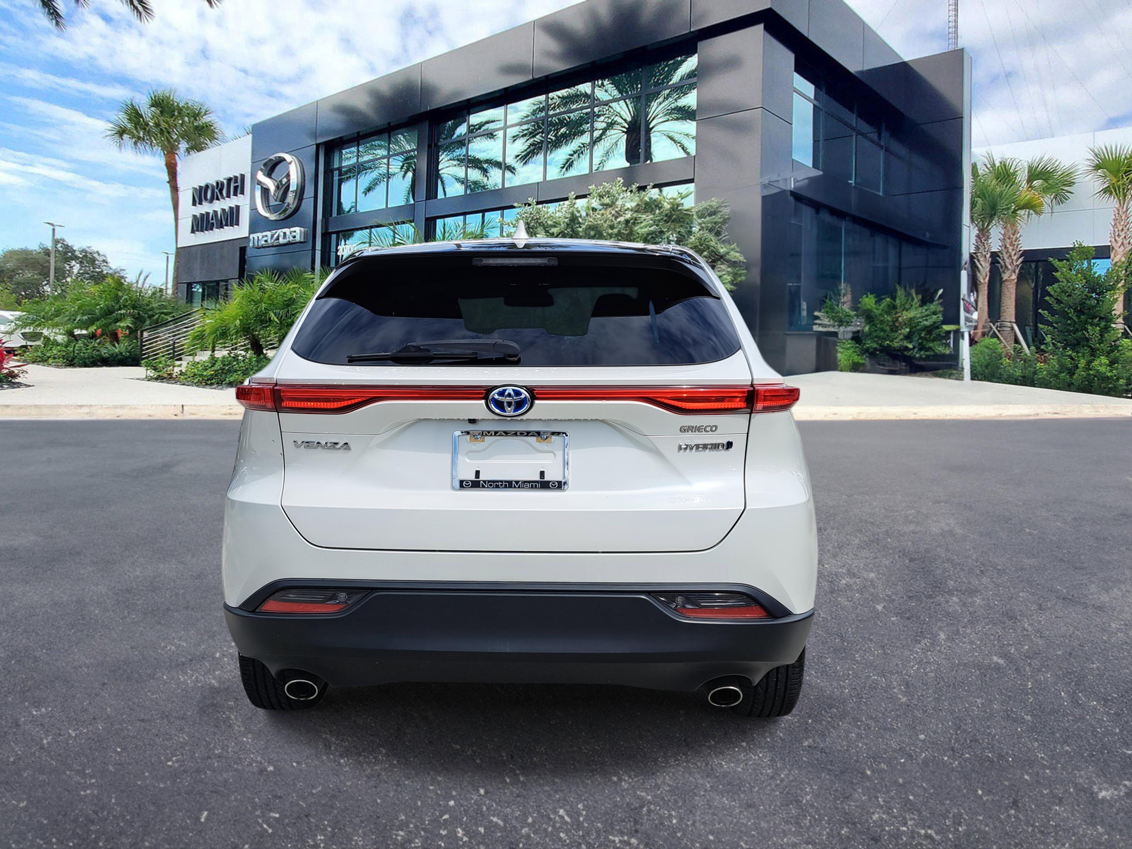 Toyota Venza Le - Thumbnail 5