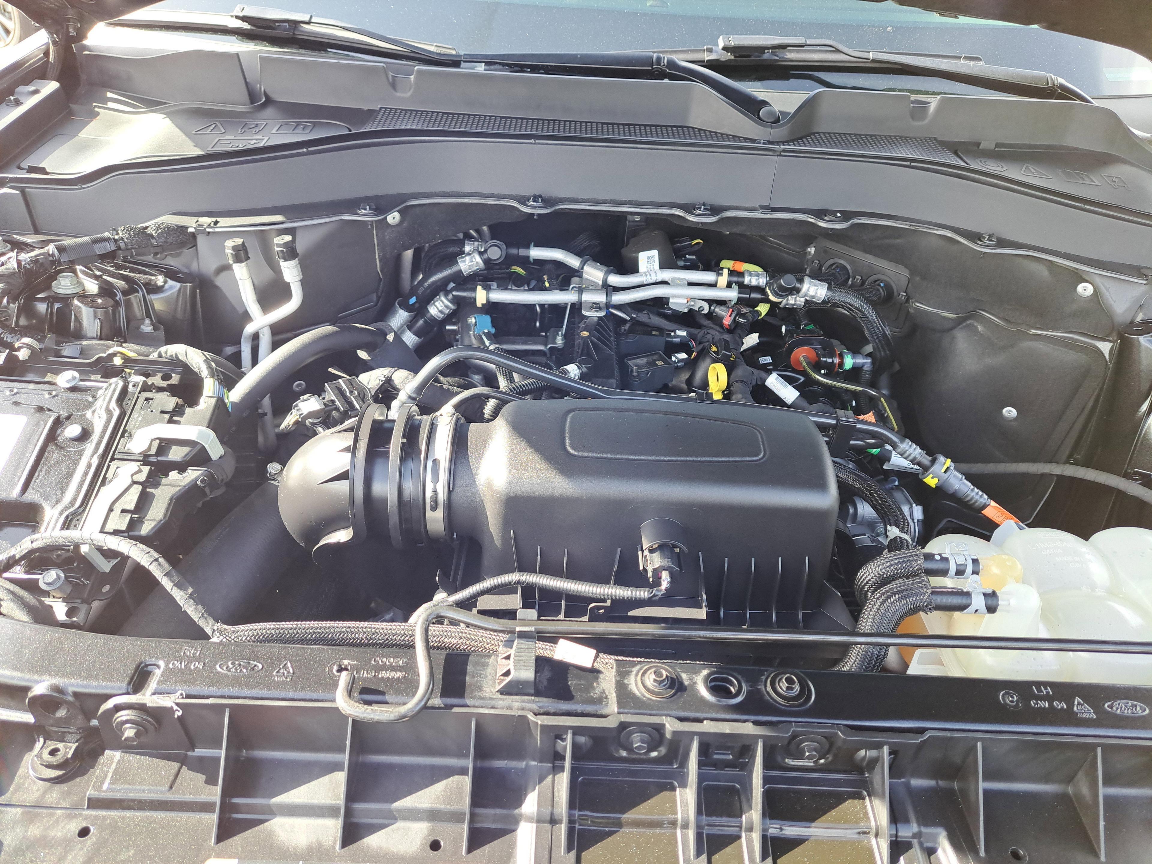 Ford Explorer Xlt - Thumbnail 20