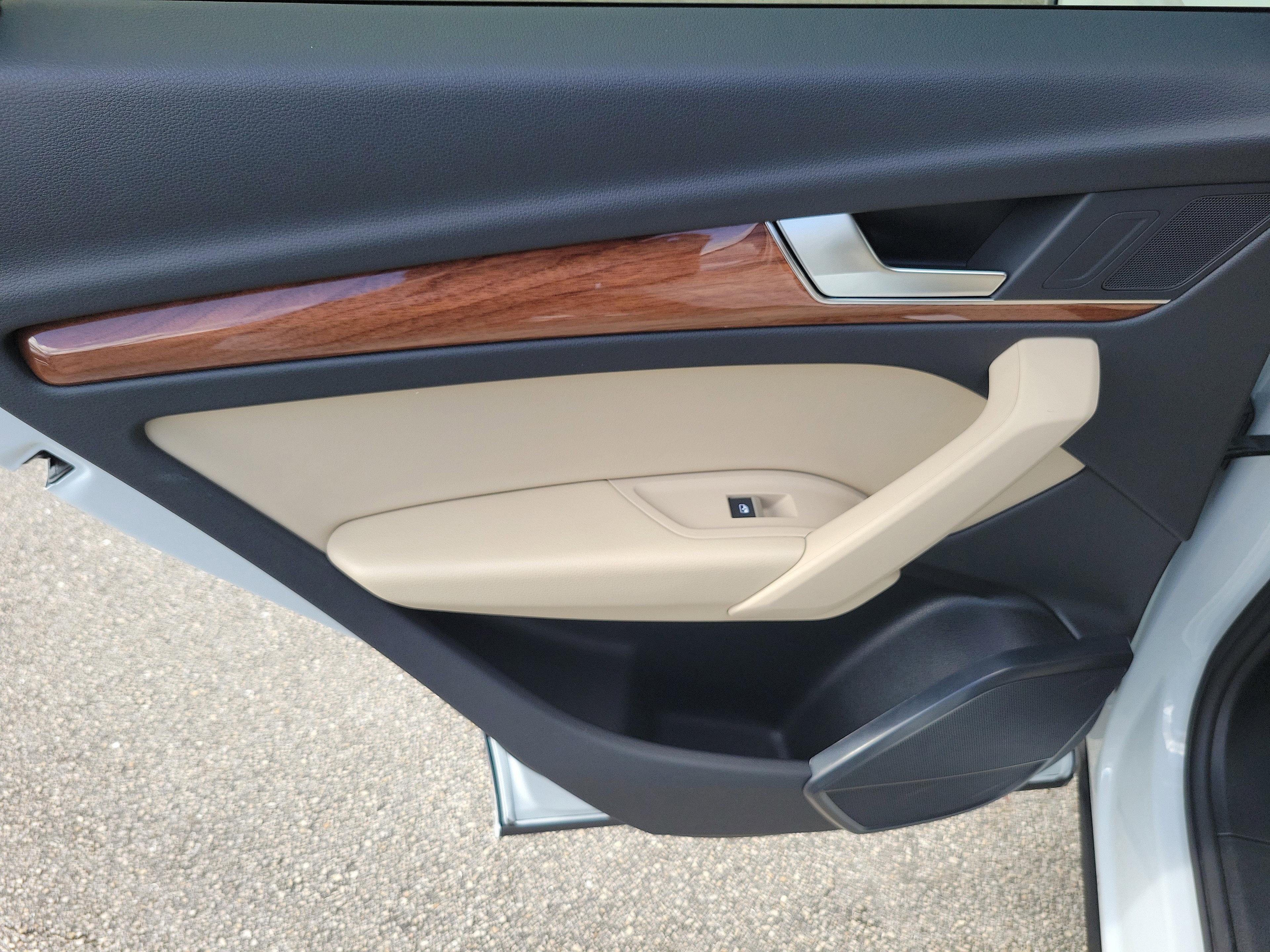 Audi Q5 40 Premium - Thumbnail 11