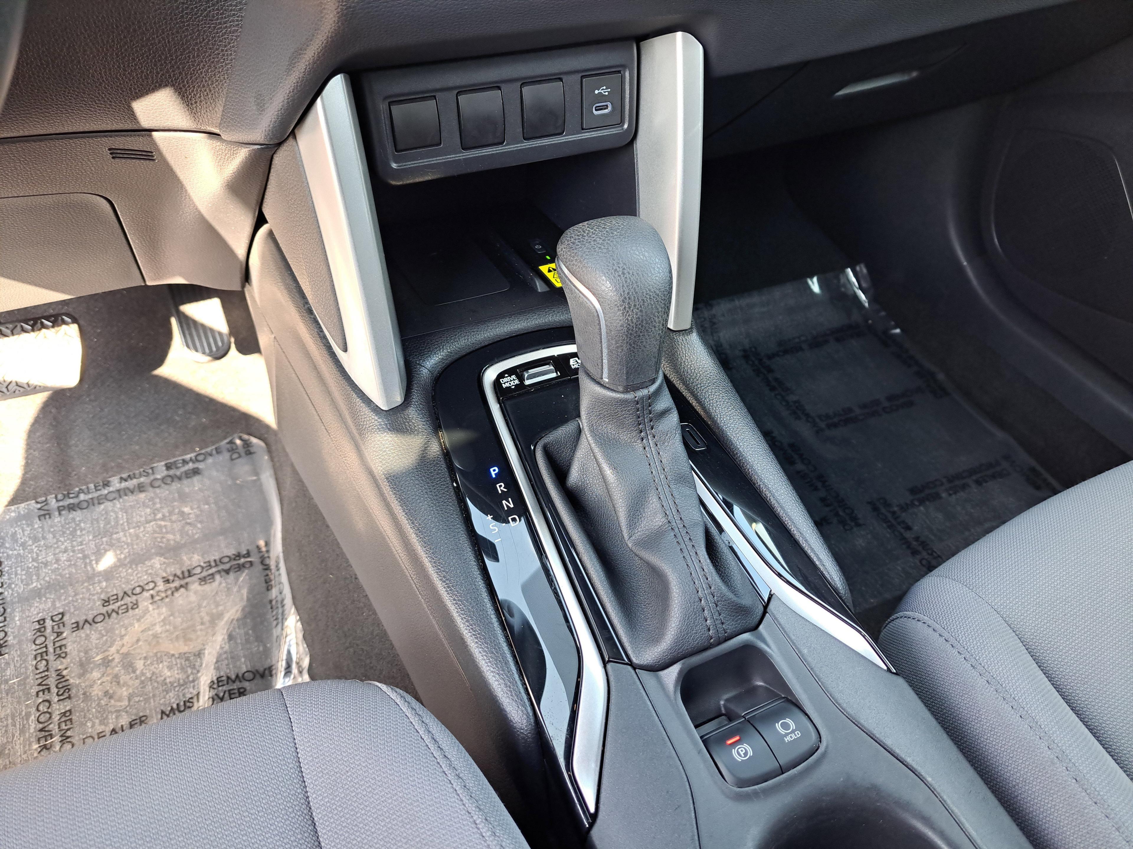 Toyota Corolla Cross Hybrid Se - Thumbnail 15