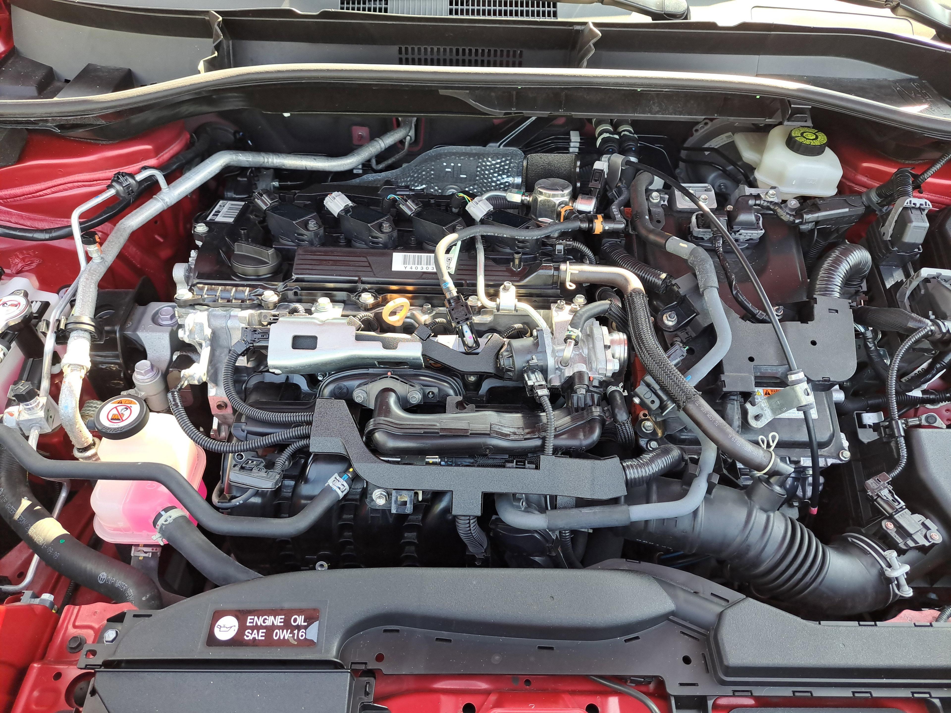 Toyota Corolla Cross Hybrid Se - Thumbnail 18