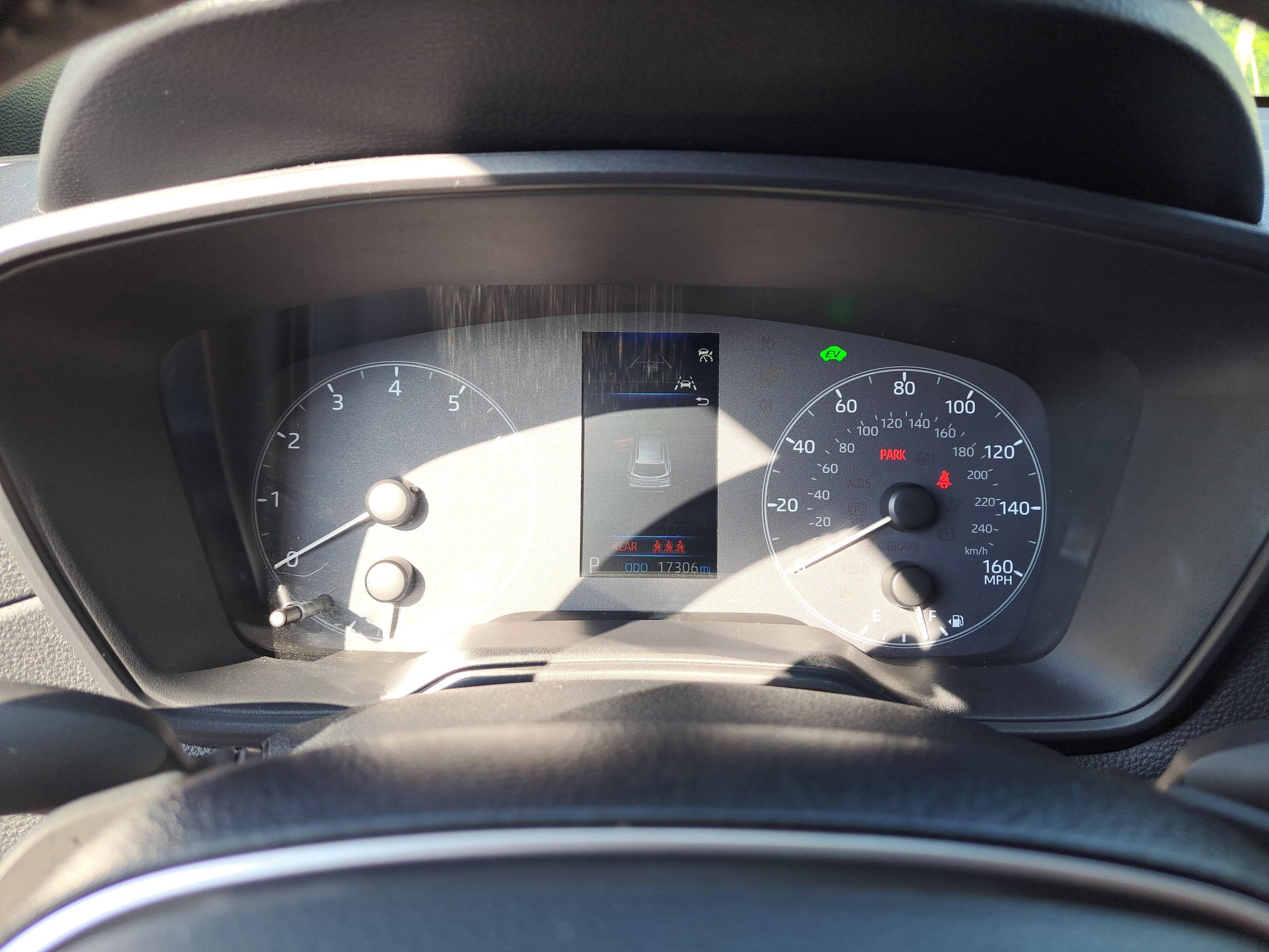 Toyota Corolla Cross Hybrid Se - Thumbnail 13