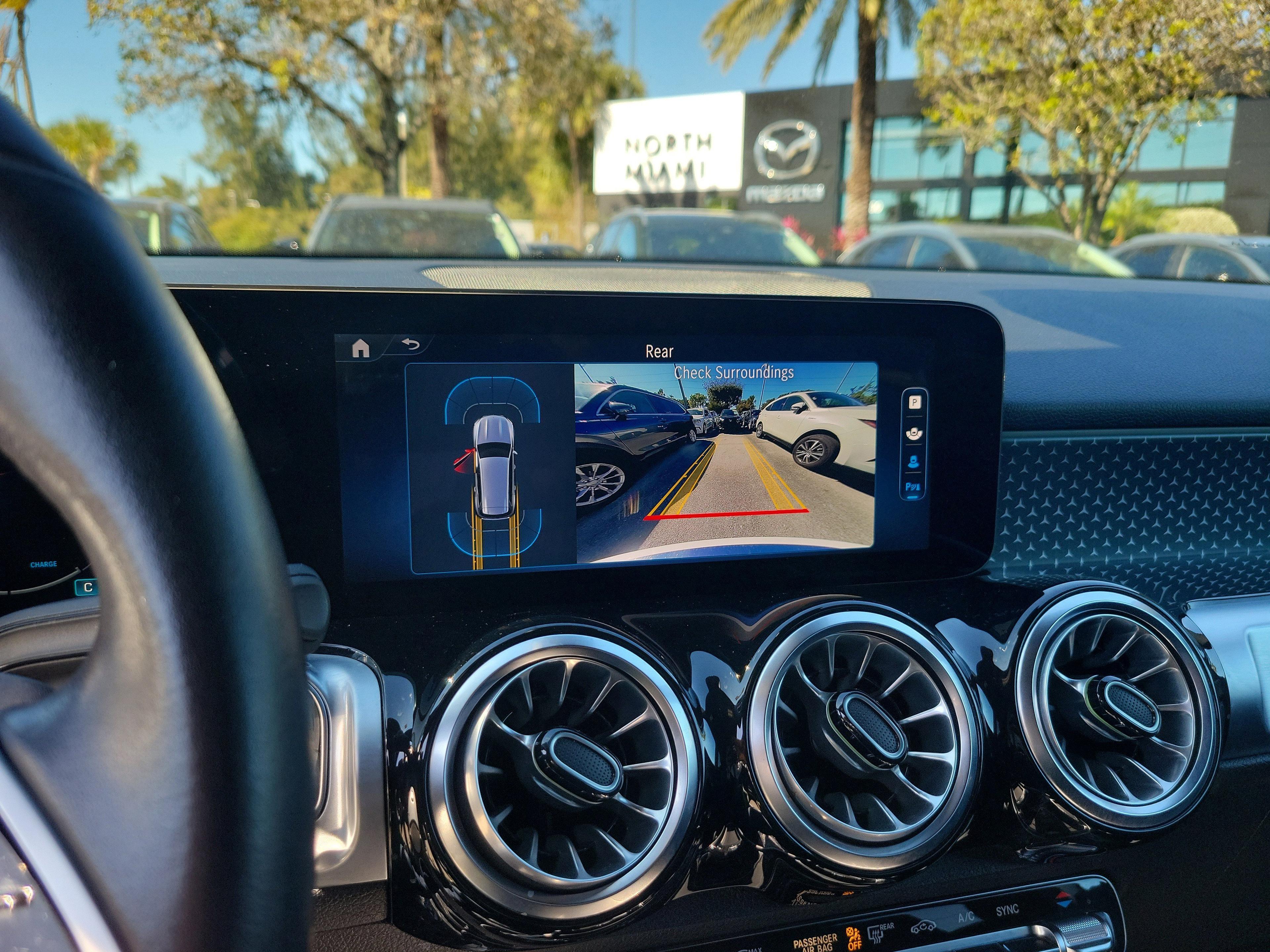 Mercedes-Benz Glb 250 - Thumbnail 18