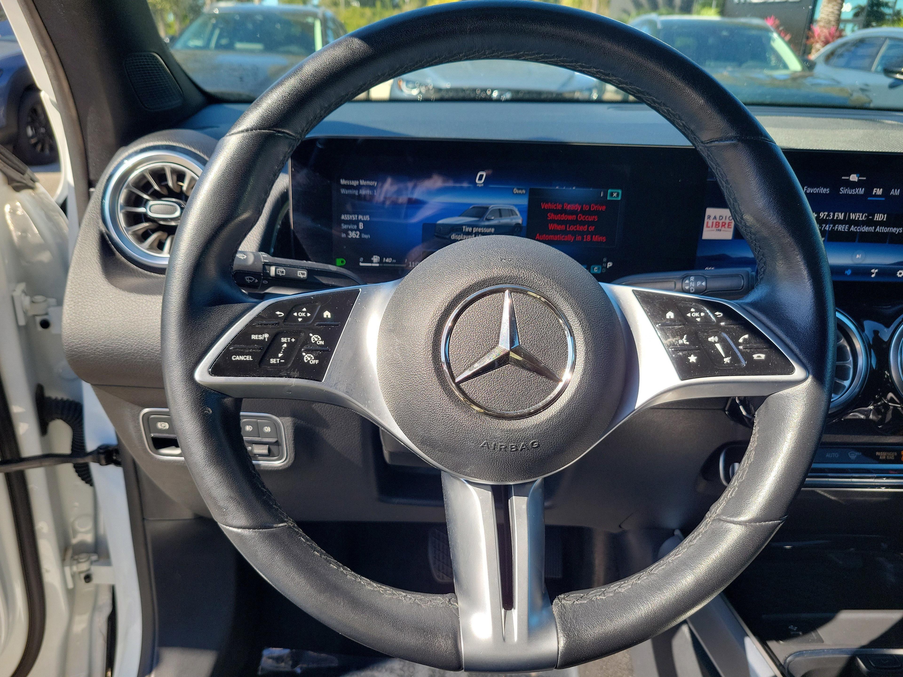 Mercedes-Benz Glb 250 - Thumbnail 14