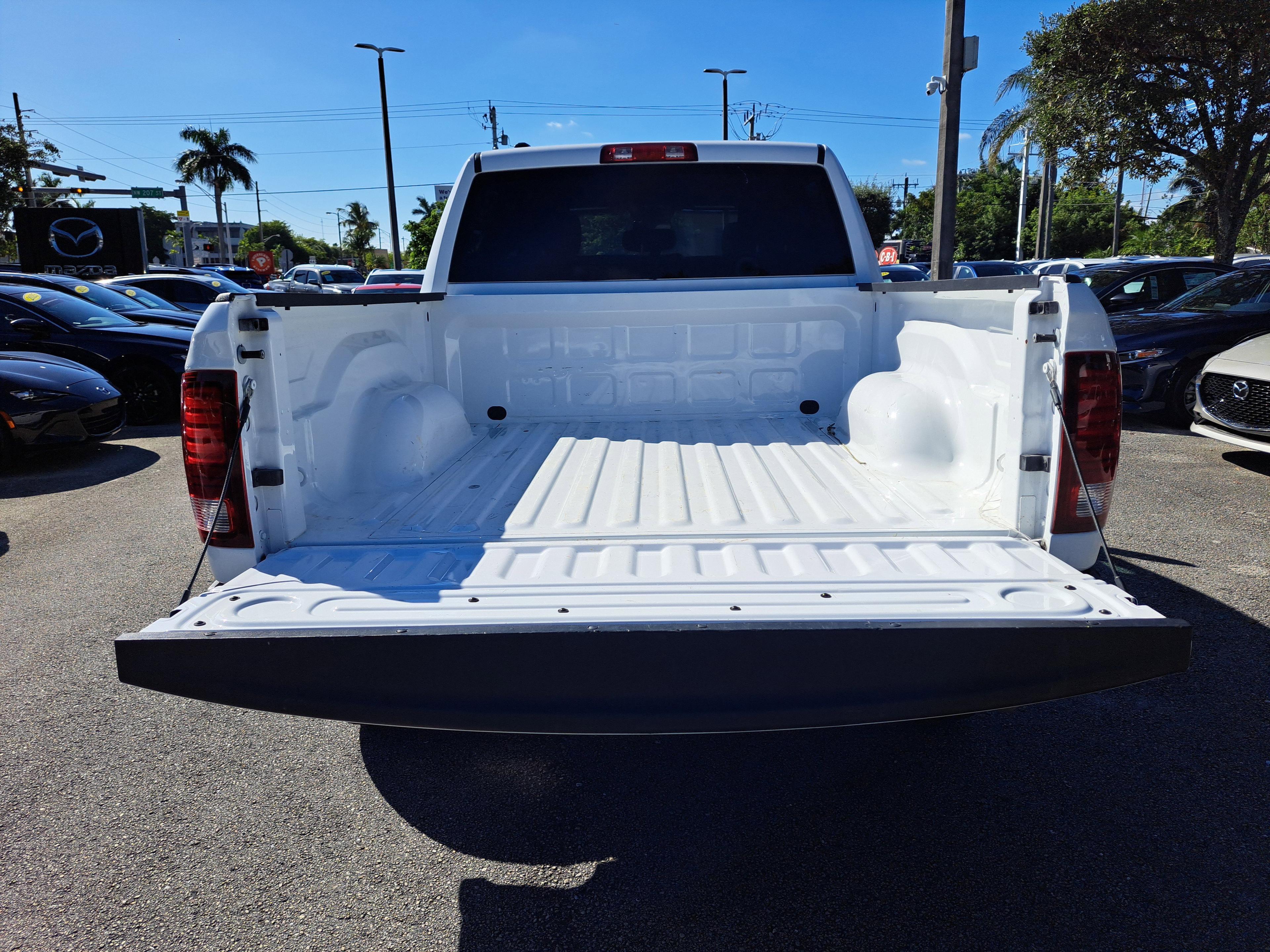 Ram 1500 Classic Warlock - Thumbnail 6