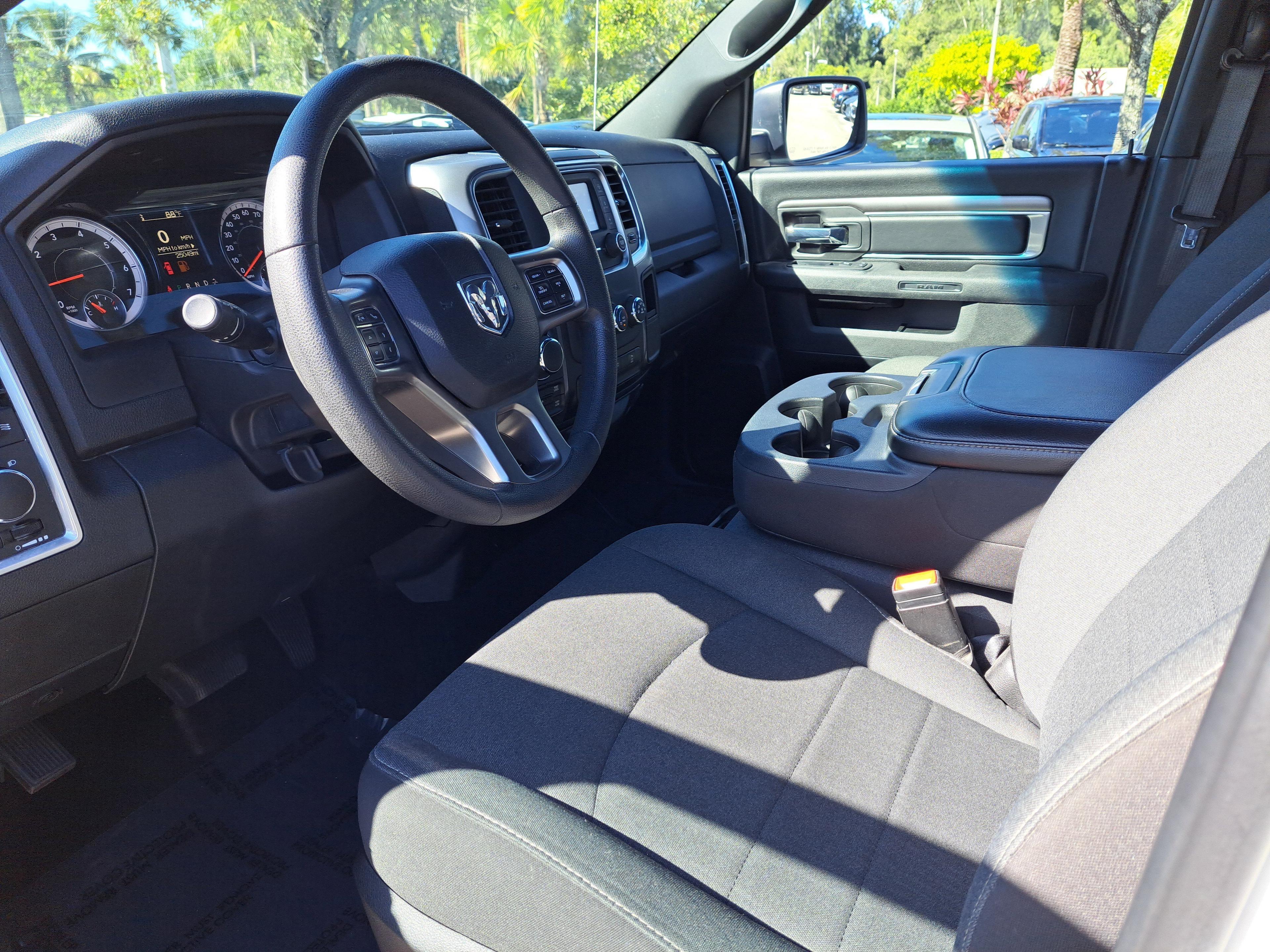 Ram 1500 Classic Warlock - Thumbnail 11