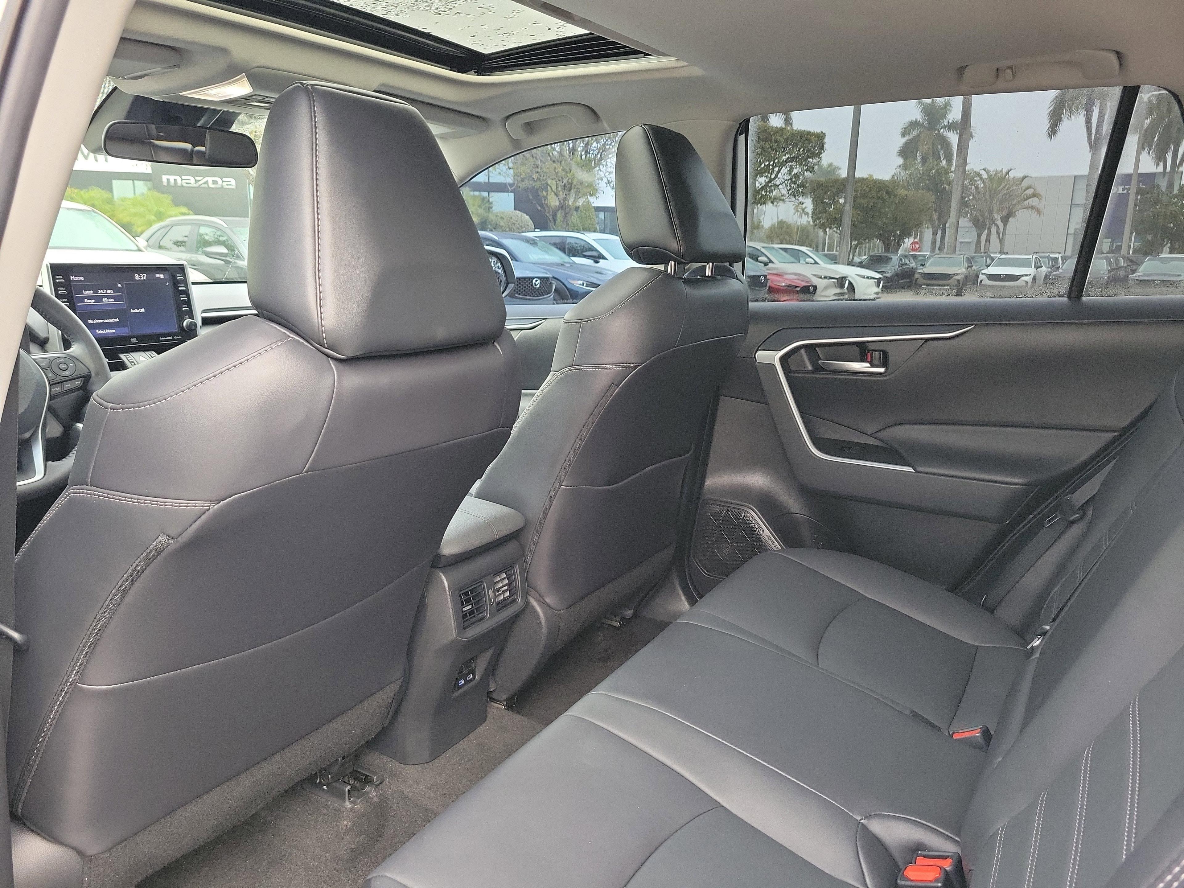 Toyota Rav4 Xle Premium - Thumbnail 8