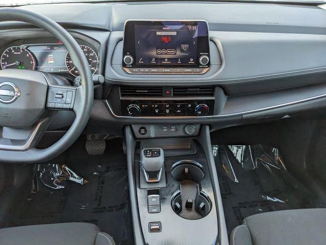 Nissan Rogue S - Thumbnail 16