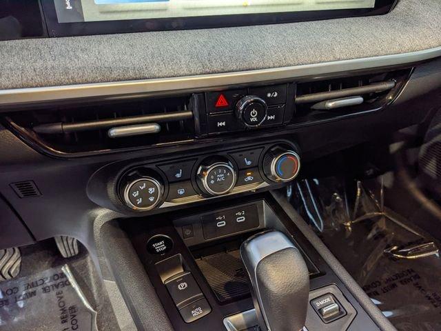 Nissan Kicks Sv - Thumbnail 19