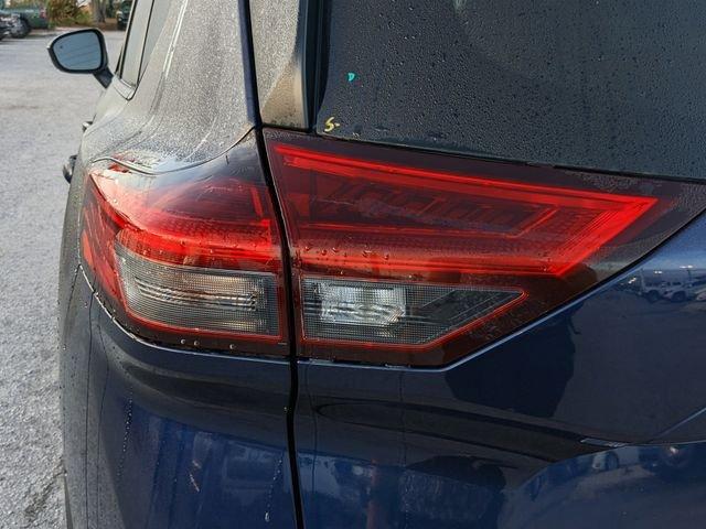 Nissan Rogue Sv - Thumbnail 8