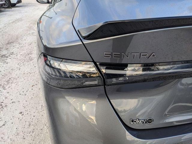 Nissan Sentra Sr - Thumbnail 11