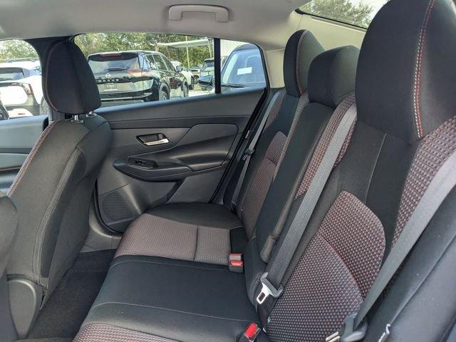 Nissan Sentra Sr - Thumbnail 17