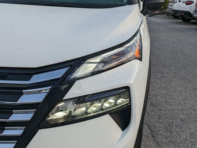 Nissan Rogue S - Thumbnail 8