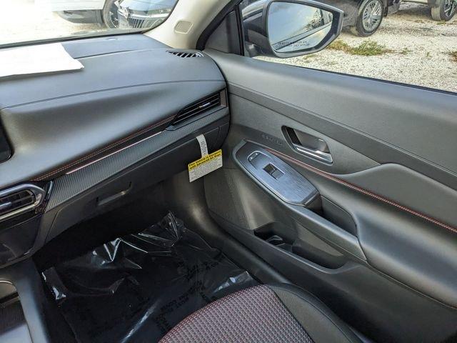 Nissan Sentra Sr - Thumbnail 15