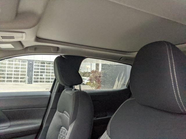 Nissan Kicks Sv - Thumbnail 16