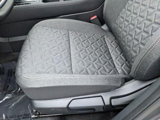 Nissan Kicks Sv - Thumbnail 15