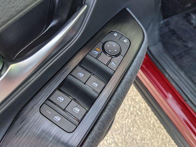 Nissan Kicks Sv - Thumbnail 15