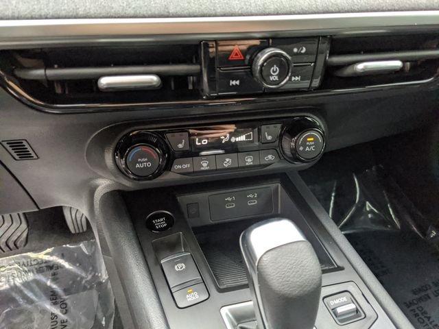 Nissan Kicks Sv - Thumbnail 20