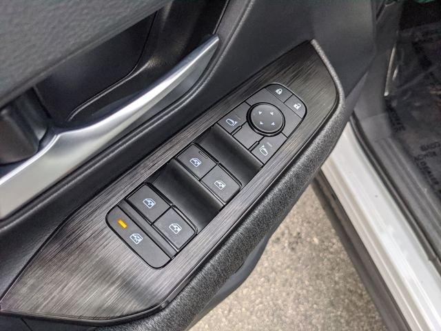 Nissan Kicks Sv - Thumbnail 15