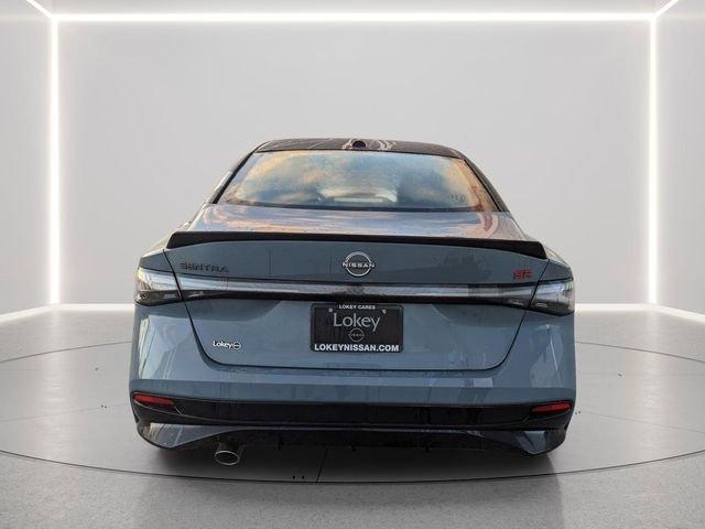 Nissan Sentra Sr - Thumbnail 6