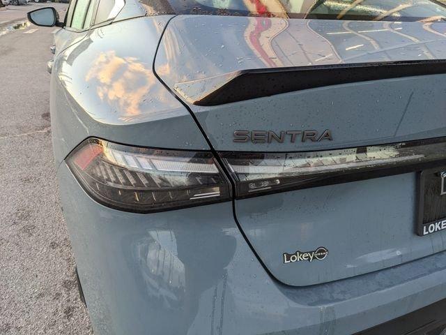 Nissan Sentra Sr - Thumbnail 10