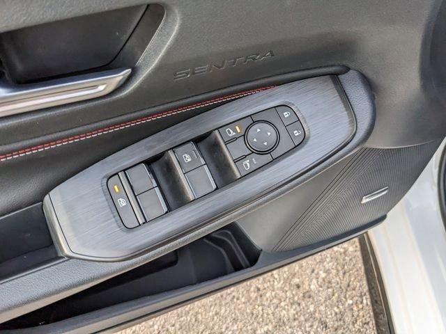 Nissan Sentra Sr - Thumbnail 18