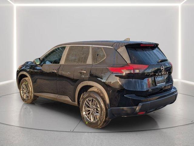 Nissan Rogue S - Thumbnail 5