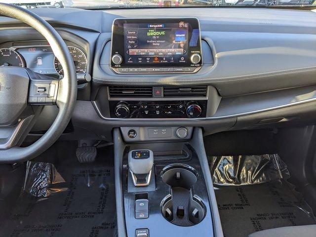 Nissan Rogue S - Thumbnail 11