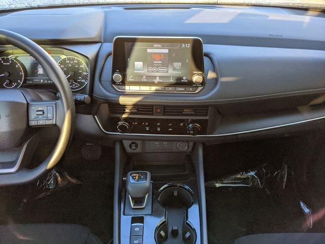 Nissan Rogue S - Thumbnail 11