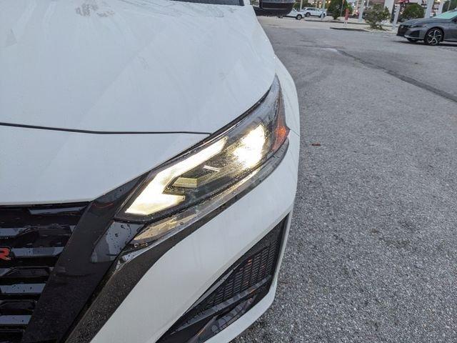 Nissan Altima Sr - Thumbnail 7