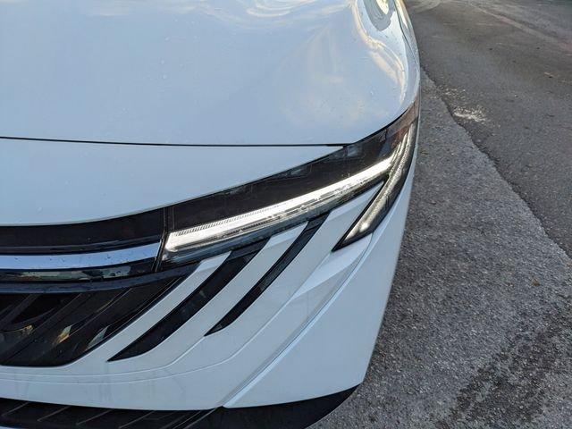 Nissan Sentra Sl - Thumbnail 8