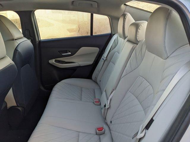 Nissan Sentra Sl - Thumbnail 15