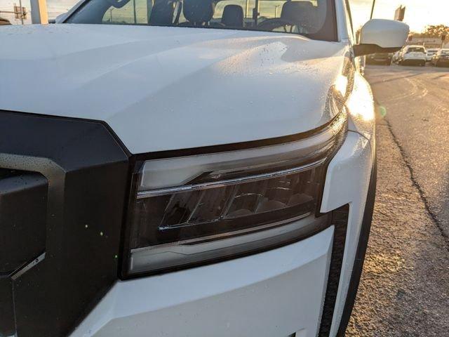 Nissan Frontier Pro-X - Thumbnail 8