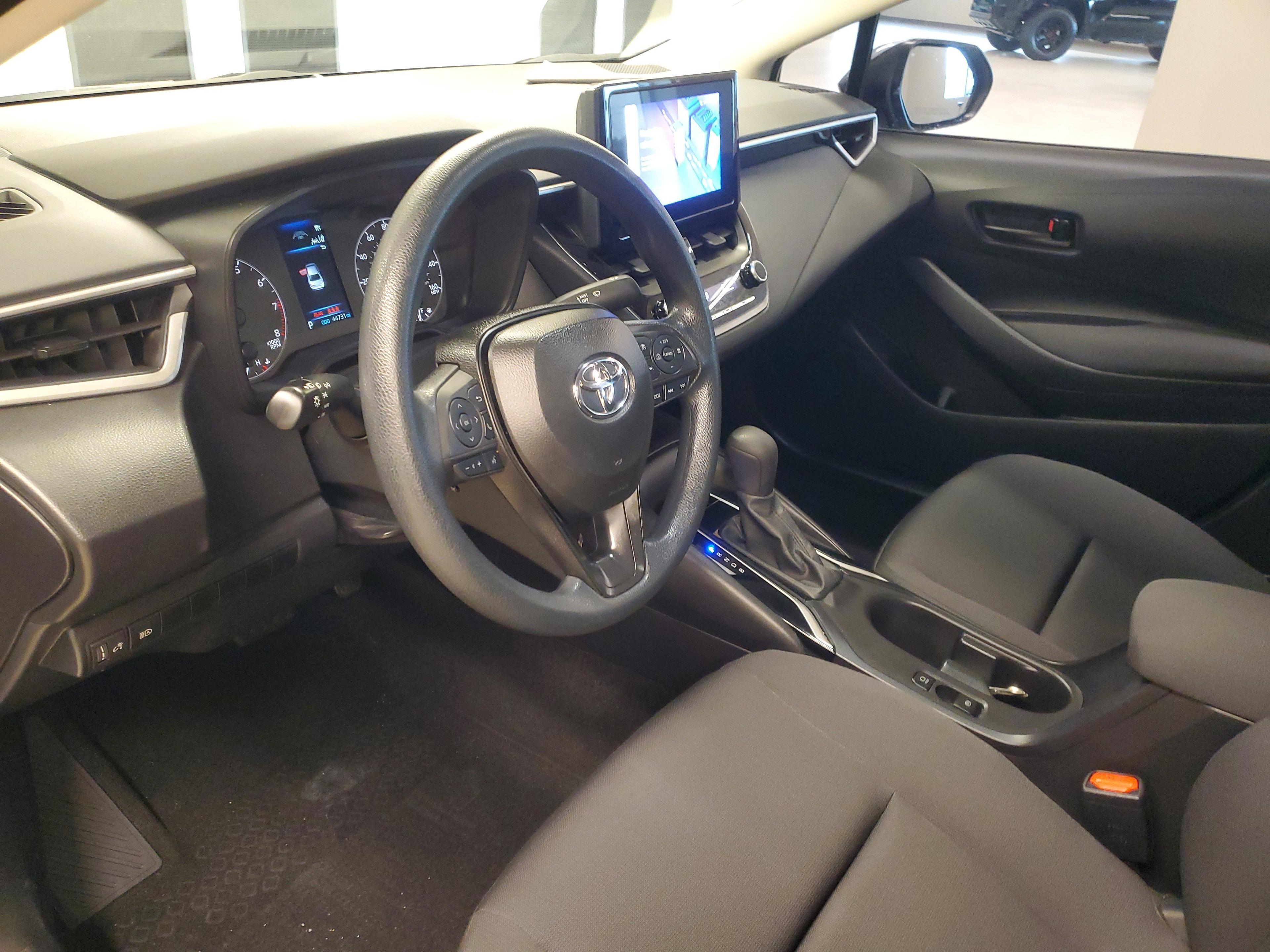 Toyota Corolla Le Fwd - Thumbnail 16