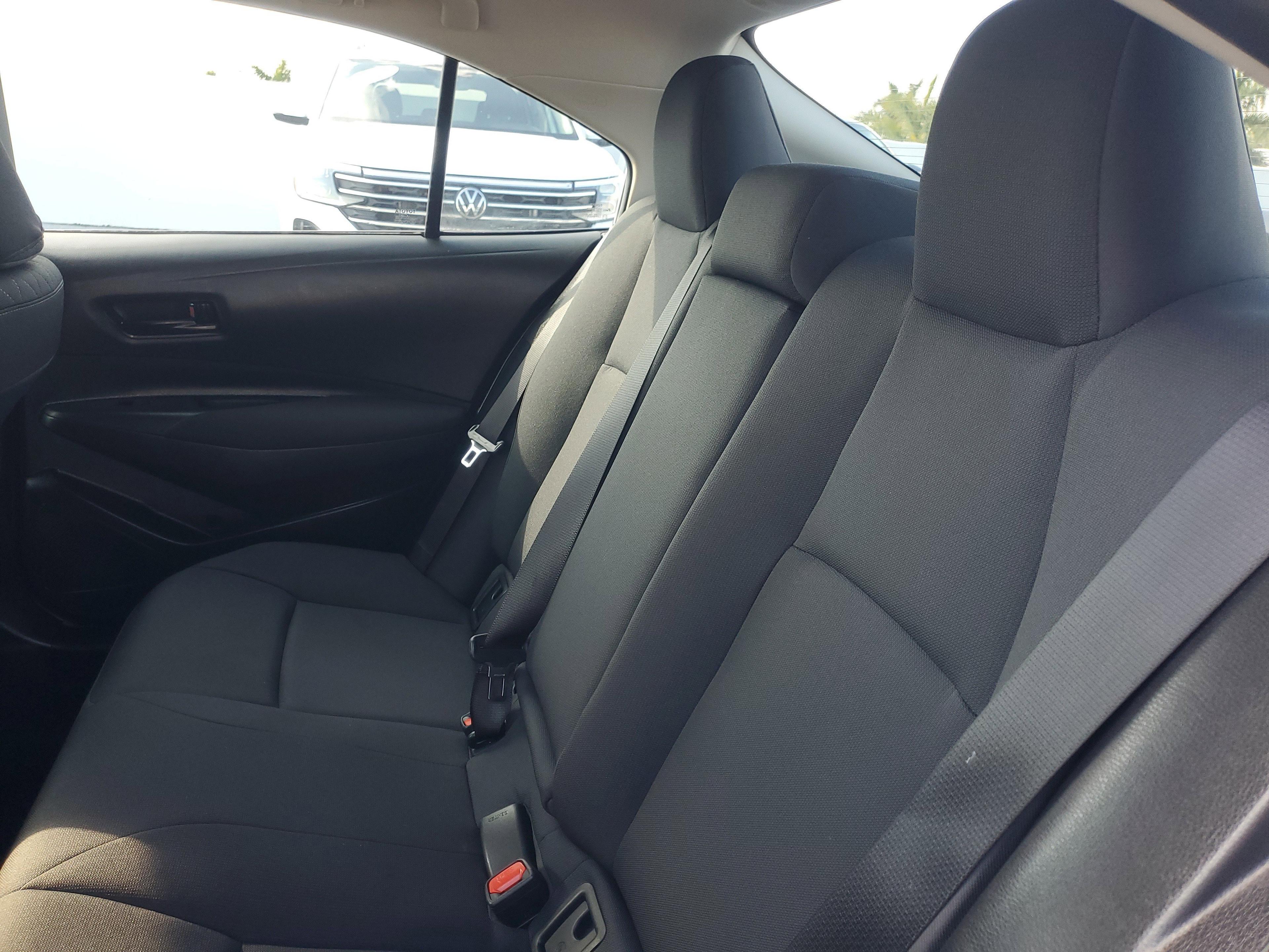 Toyota Corolla Le Fwd - Thumbnail 12