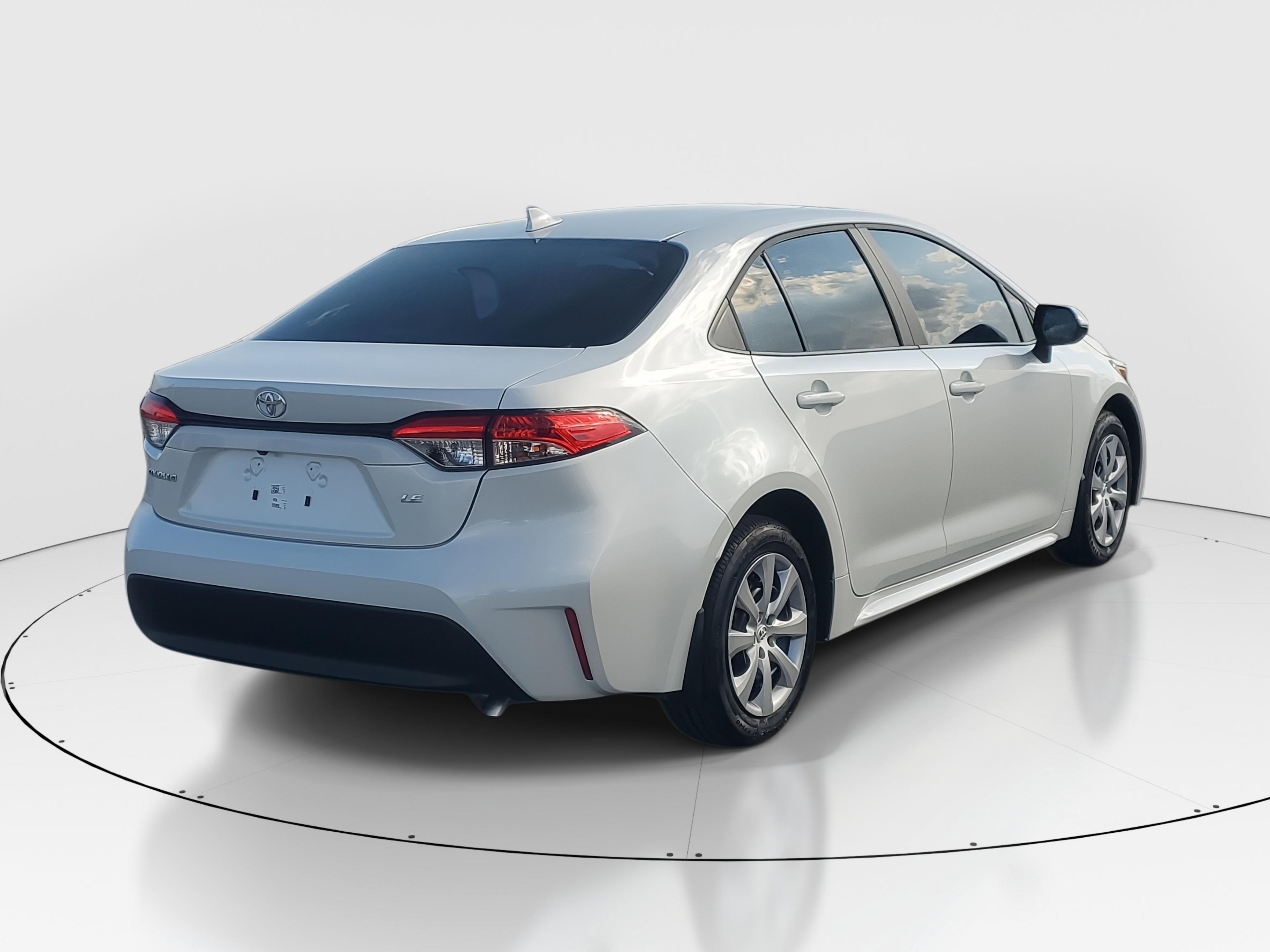 Toyota Corolla Le Fwd - Thumbnail 7