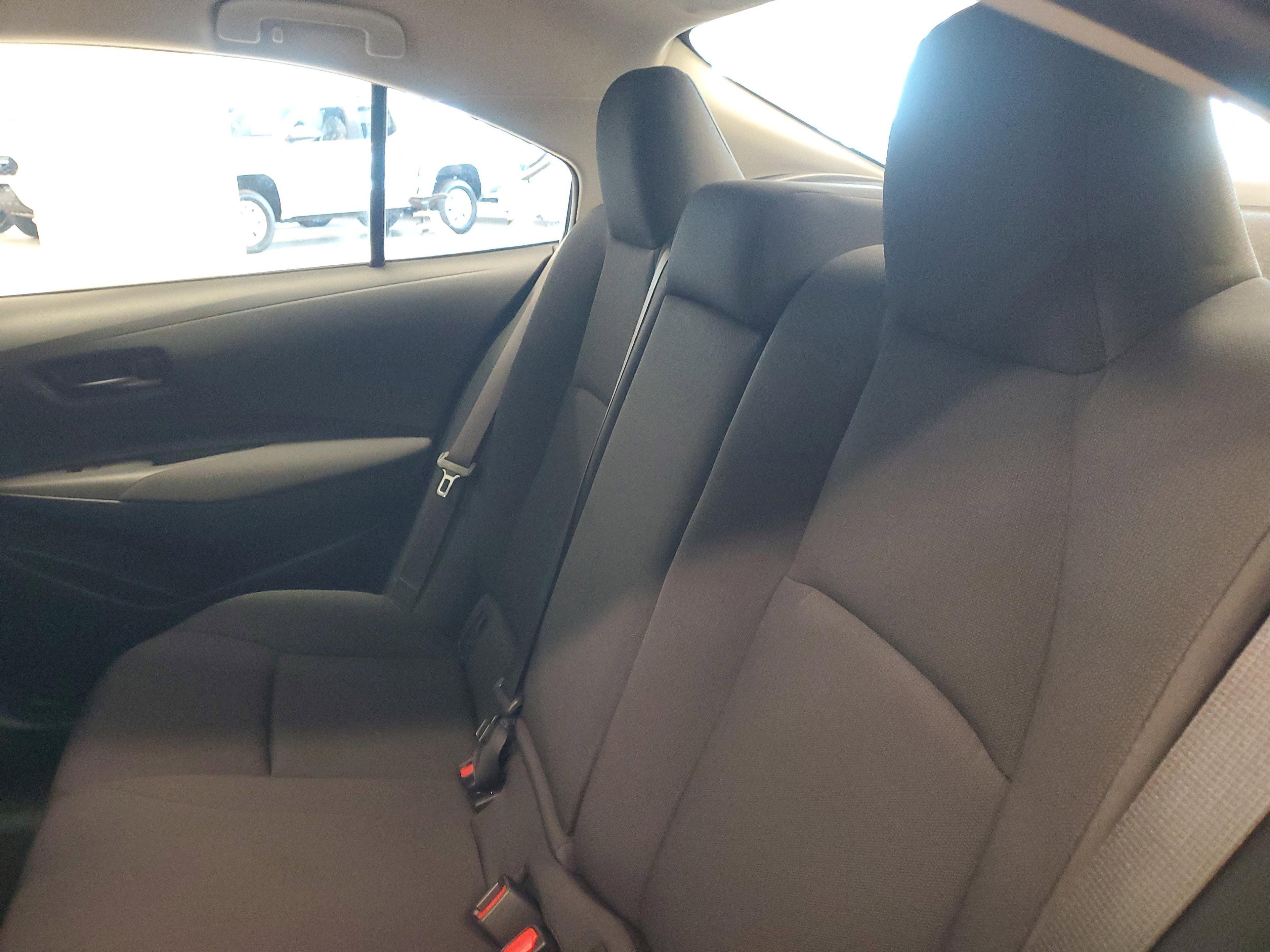 Toyota Corolla Le Fwd Sedan | Miami, Fl - Thumbnail 13