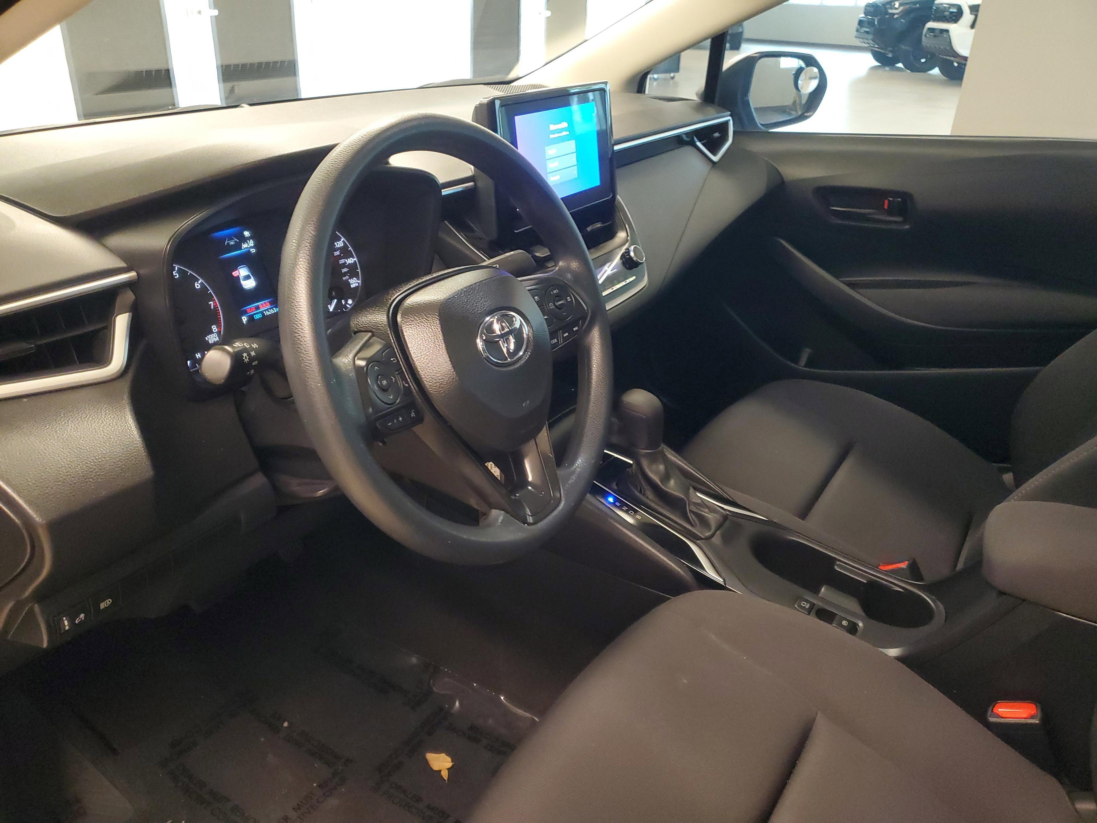 Toyota Corolla Le Fwd Sedan | Miami, Fl - Thumbnail 16