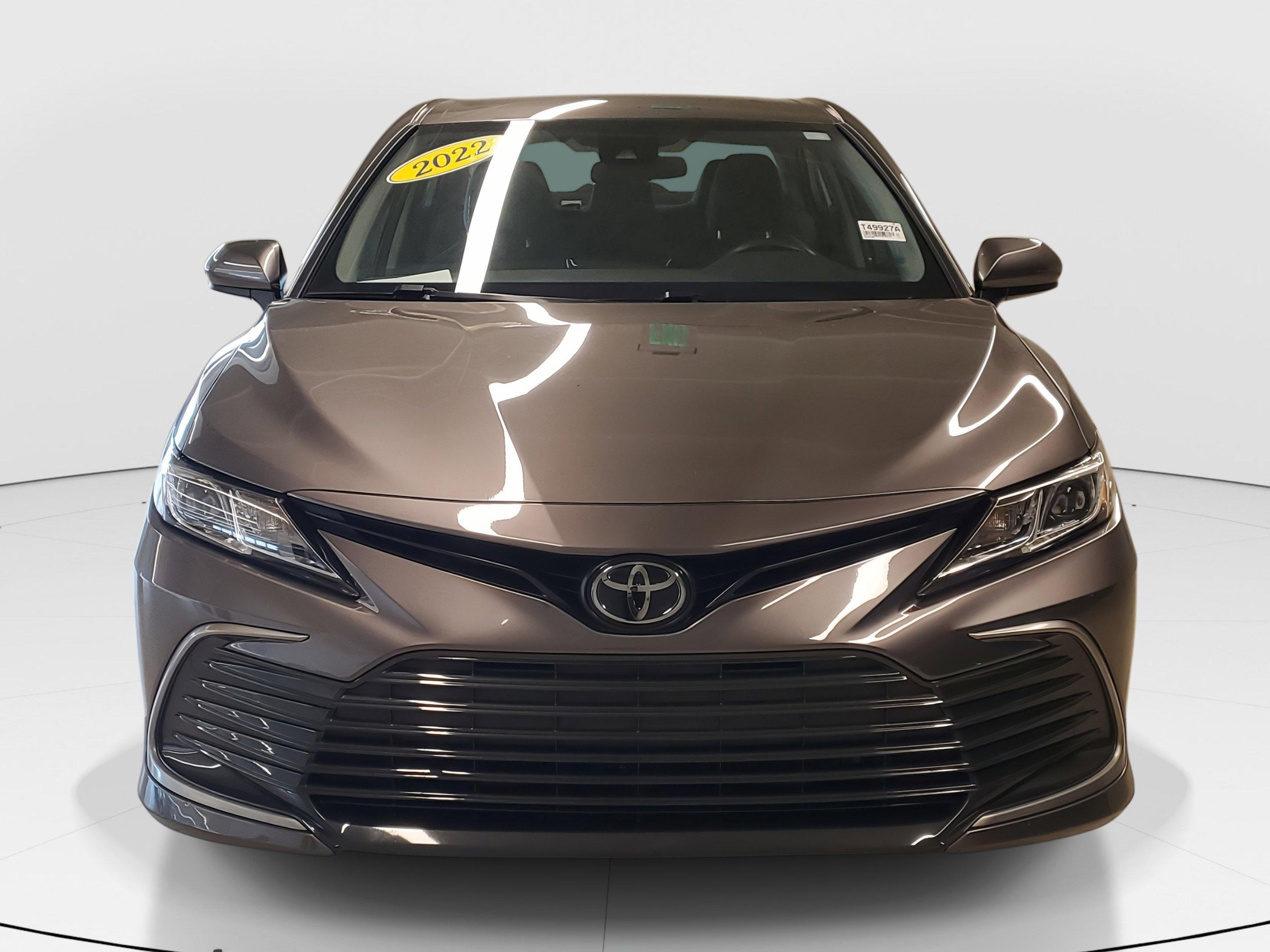 Toyota Camry Le Fwd Sedan | Miami, Fl - Thumbnail 3
