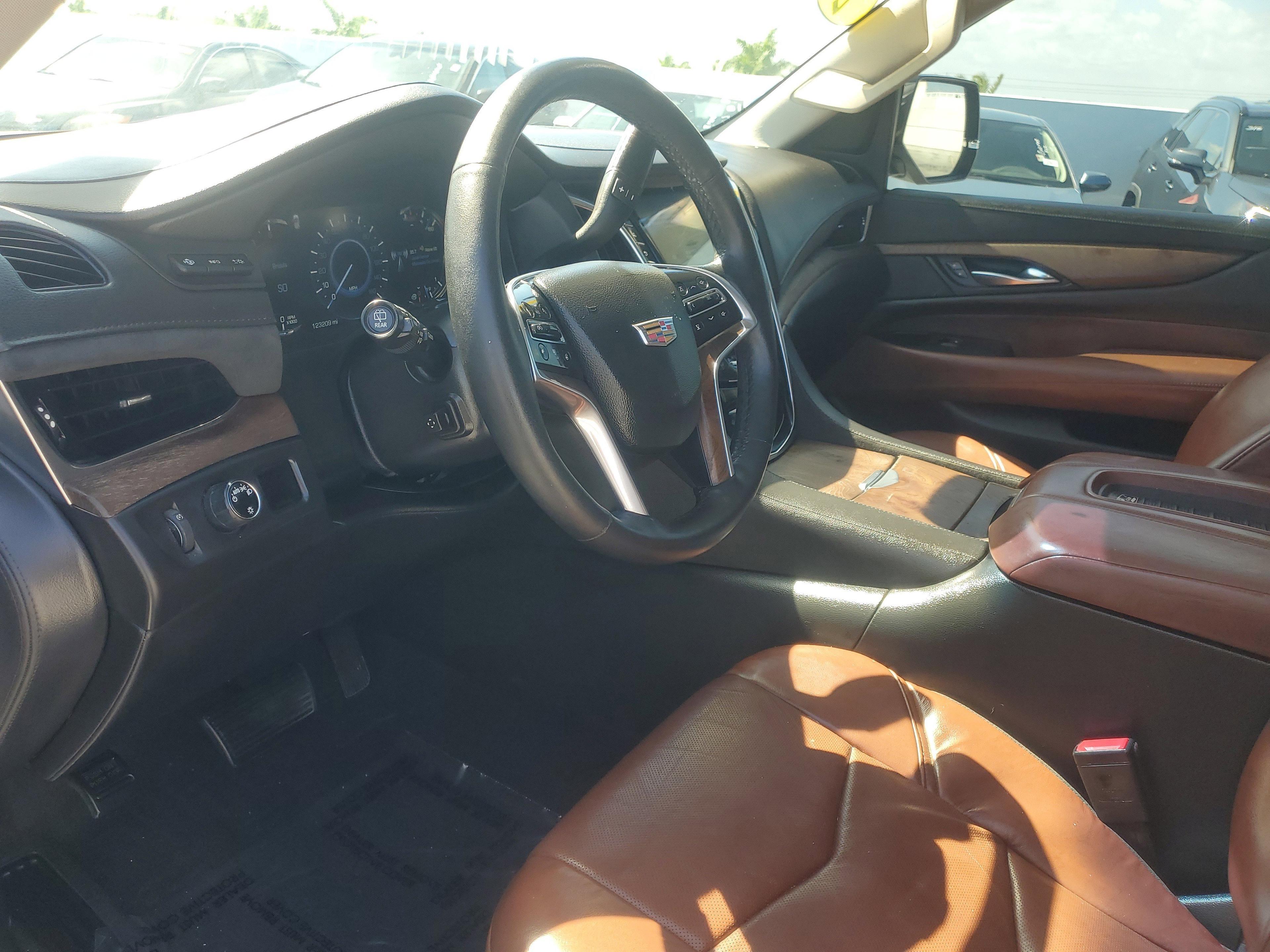 Cadillac Escalade Esv Luxury Rwd - Thumbnail 18