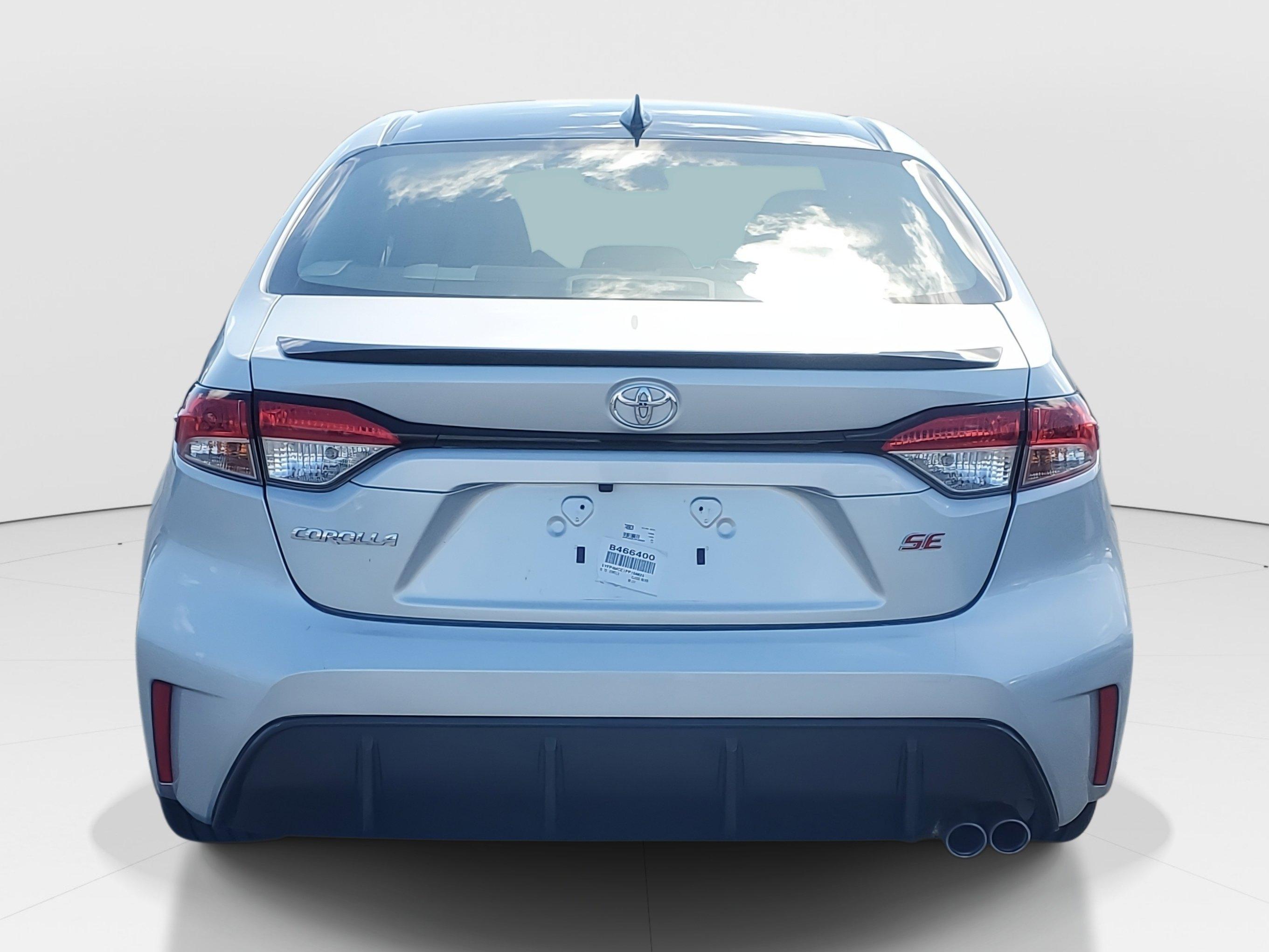 Toyota Corolla Se Fwd - Thumbnail 7