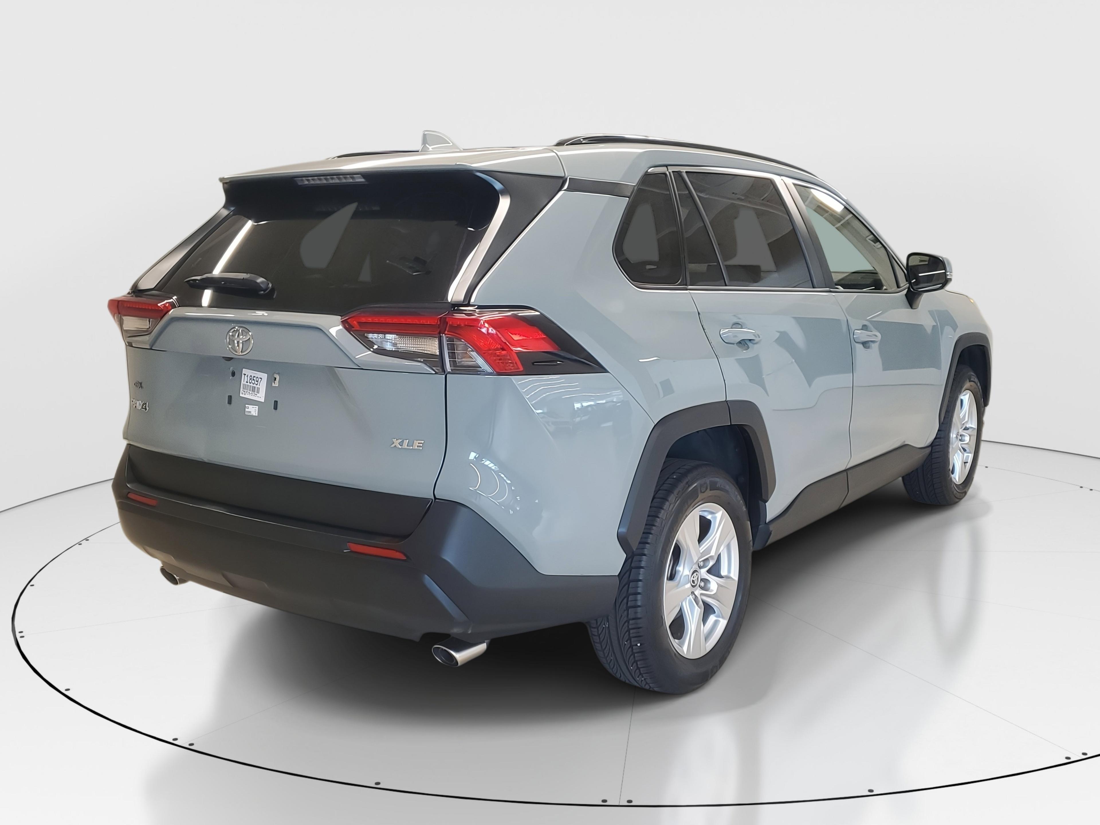 Toyota Rav4 Xle Fwd - Thumbnail 8