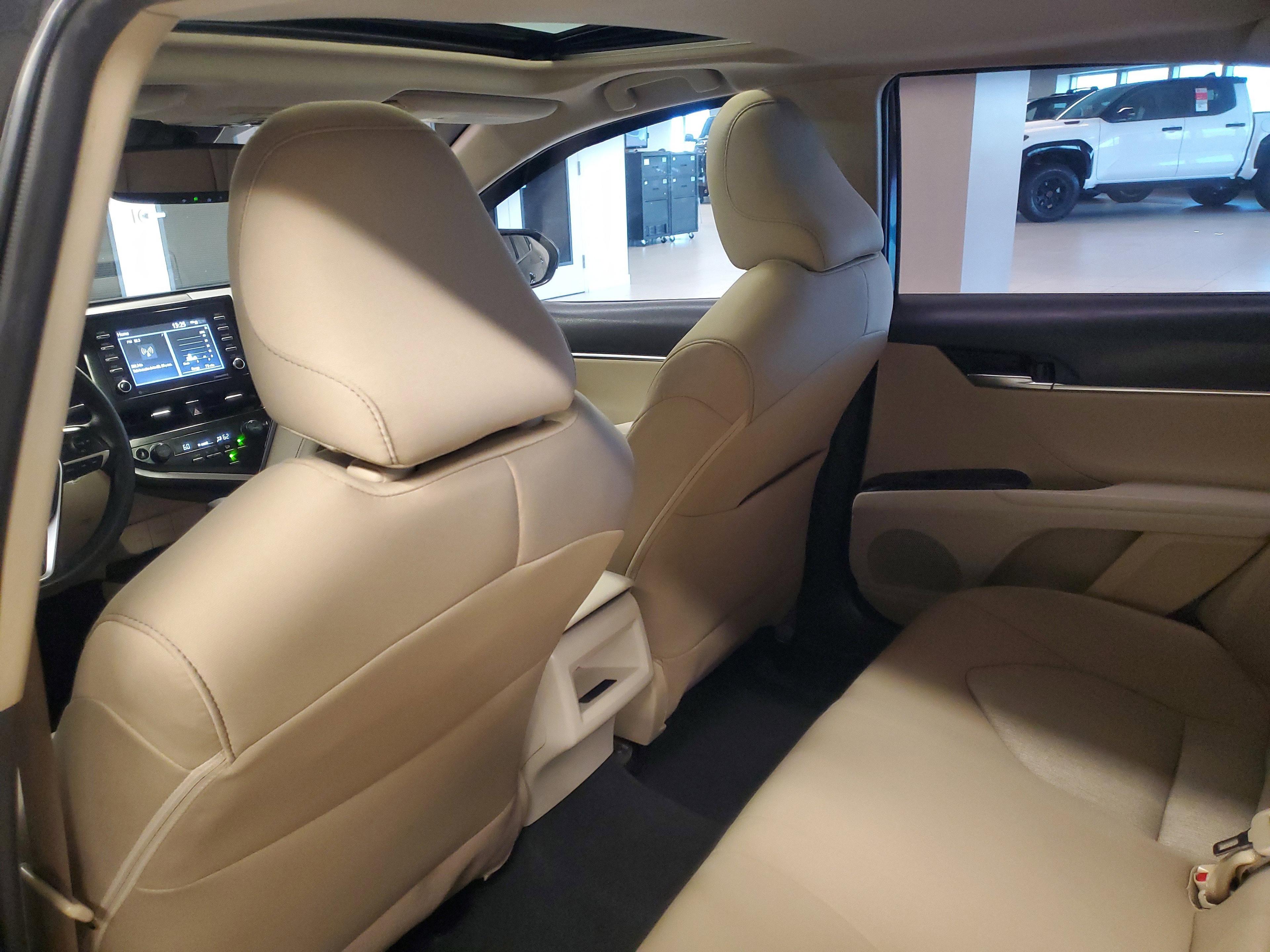 Toyota Camry Le Fwd - Thumbnail 11