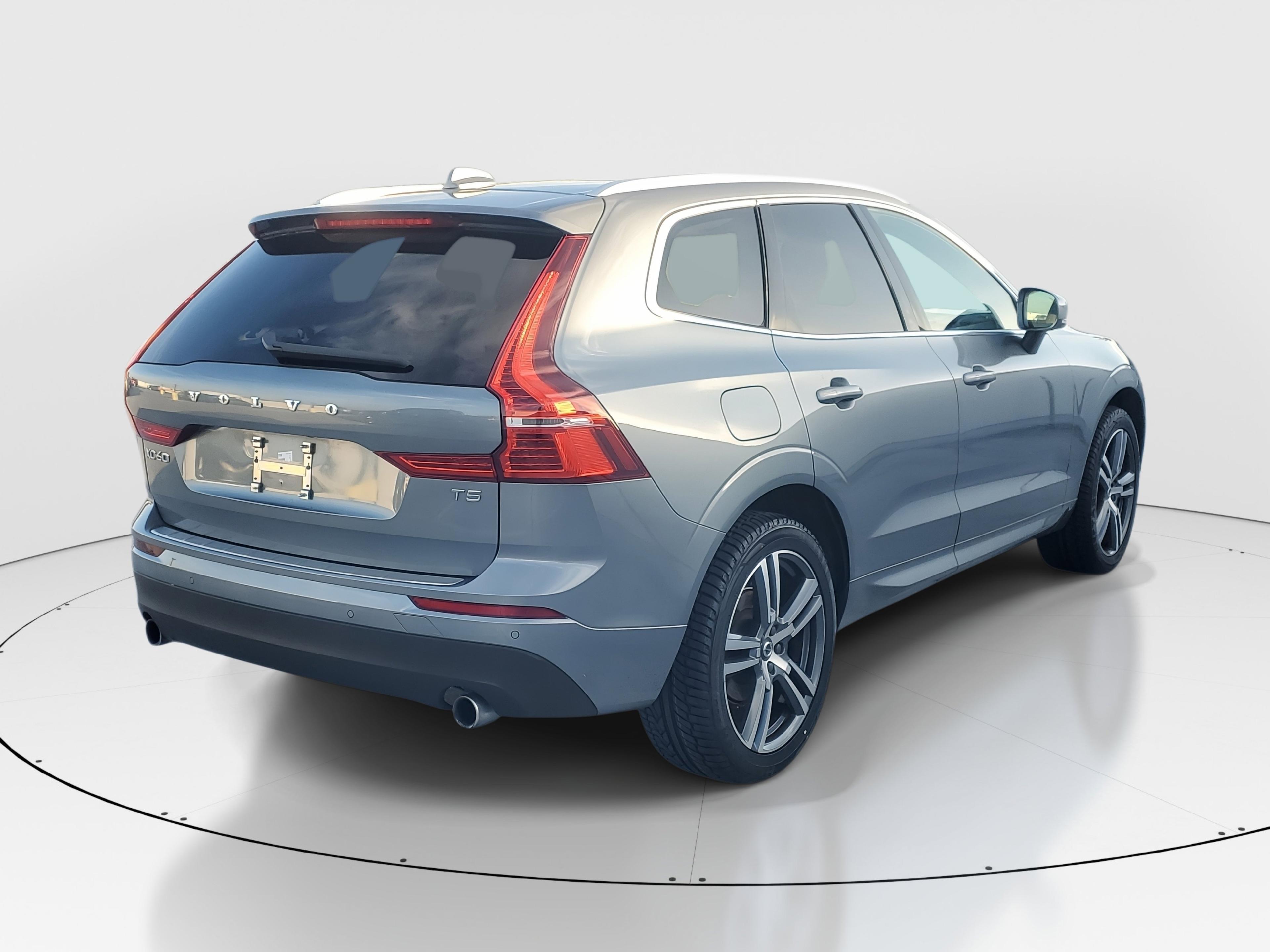 Volvo Xc60 Momentum Fwd - Thumbnail 8