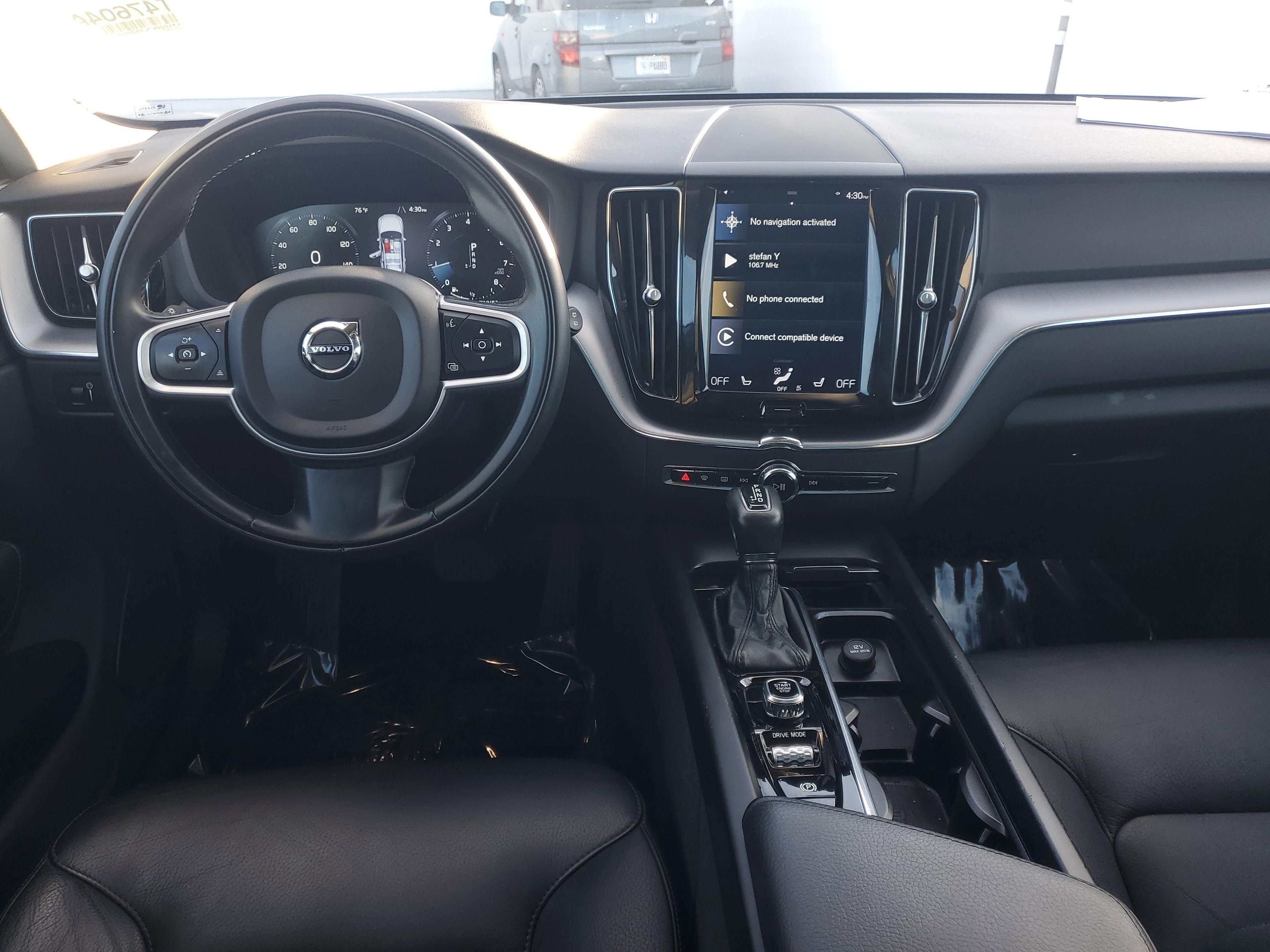 Volvo Xc60 Momentum Fwd - Thumbnail 11