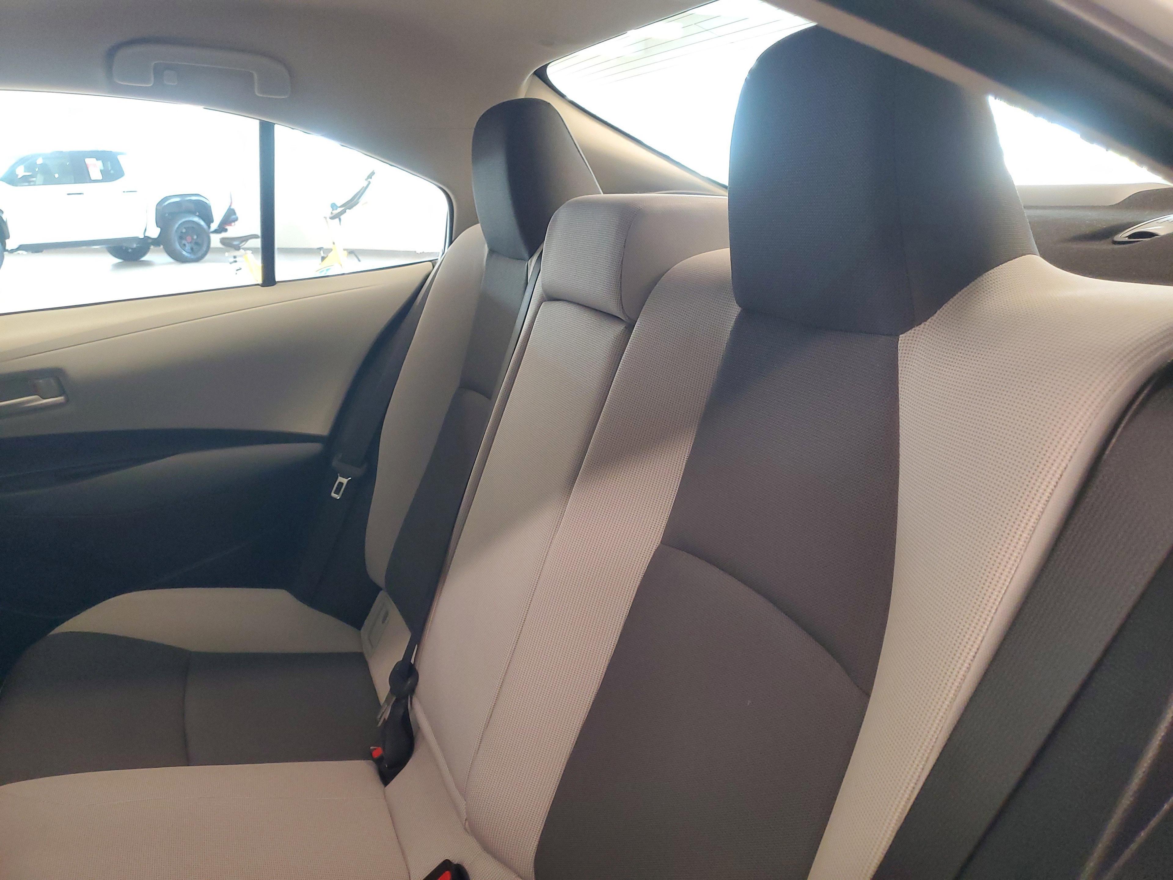 Toyota Corolla Le Fwd Sedan | Miami, Fl - Thumbnail 13